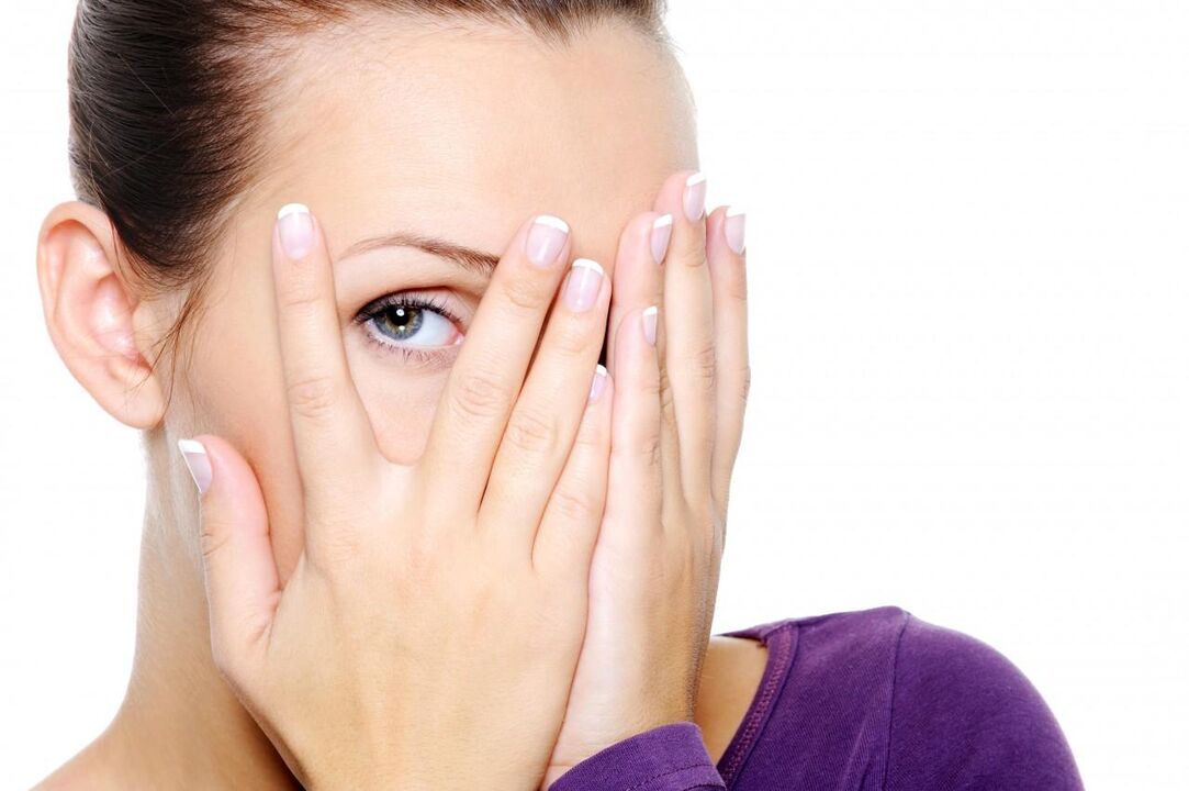 exercise for eyes through fingers